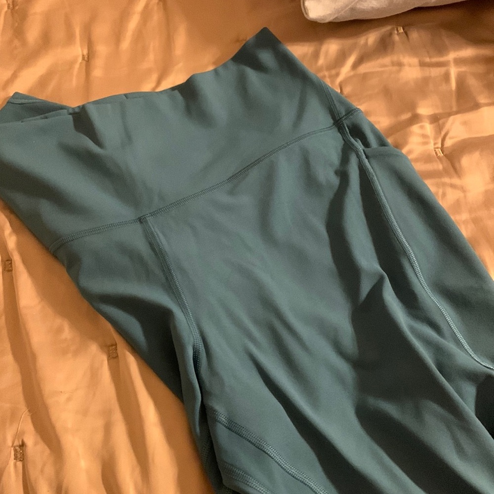 Lululemon leggings like new